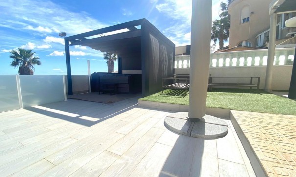 Resale - Freistehende Villa -
San Miguel de Salinas - BLUE LAGOON