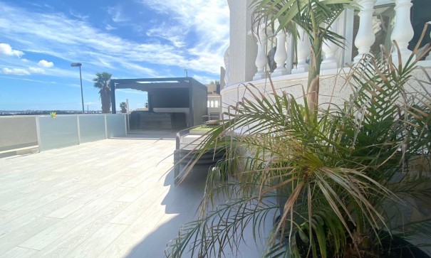 Resale - Freistehende Villa -
San Miguel de Salinas - BLUE LAGOON