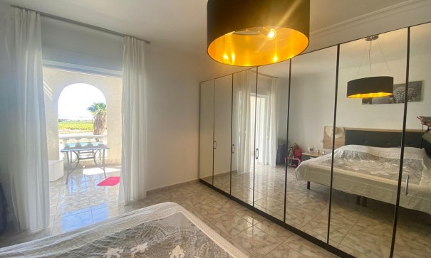 Resale - Freistehende Villa -
San Miguel de Salinas - BLUE LAGOON