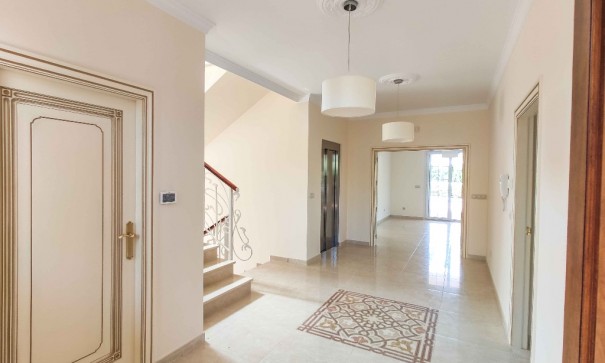 Obra Nueva - Chalet Independiente -
Cabo Roig