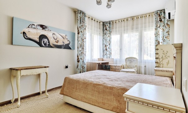 Videresalg - Fritliggende villa -
Dehesa de Campoamor