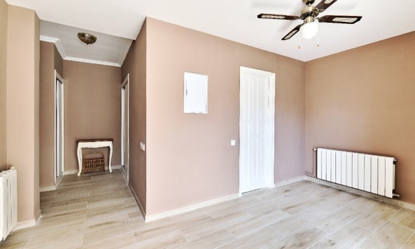 Videresalg - Fritliggende villa -
Dehesa de Campoamor