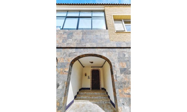 Videresalg - Fritliggende villa -
Dehesa de Campoamor