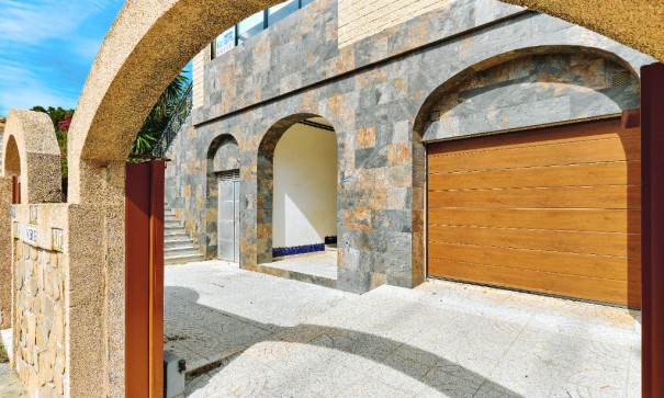 Videresalg - Fritliggende villa -
Dehesa de Campoamor