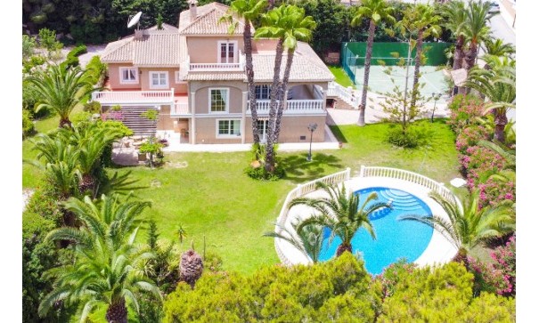 Sprzedaż - Willa wolnostojąca -
Villamartín - Villamartin