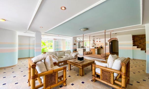 Sprzedaż - Willa wolnostojąca -
Villamartín - Villamartin