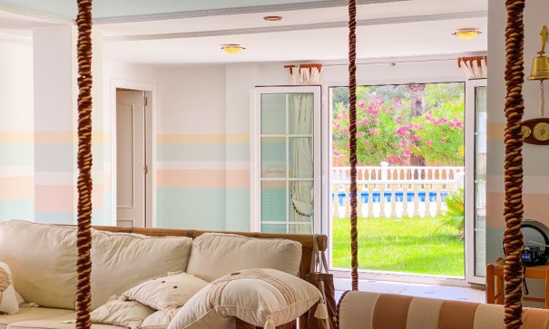 Sprzedaż - Willa wolnostojąca -
Villamartín - Villamartin