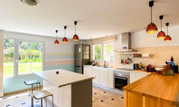 Sprzedaż - Willa wolnostojąca -
Villamartín - Villamartin