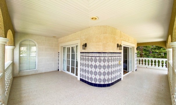 Sprzedaż - Willa wolnostojąca -
Villamartín - Villamartin