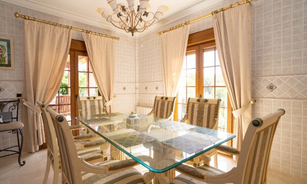 Revente - Villa Individuelle -
Campoamor