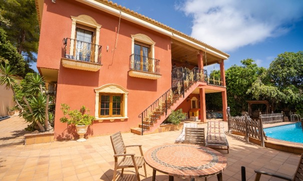 Revente - Villa Individuelle -
Campoamor