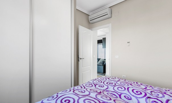 Videresalg - Fritliggende villa -
San Miguel de Salinas