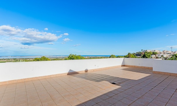 Videresalg - Fritliggende villa -
San Miguel de Salinas