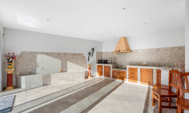 Videresalg - Fritliggende villa -
San Miguel de Salinas