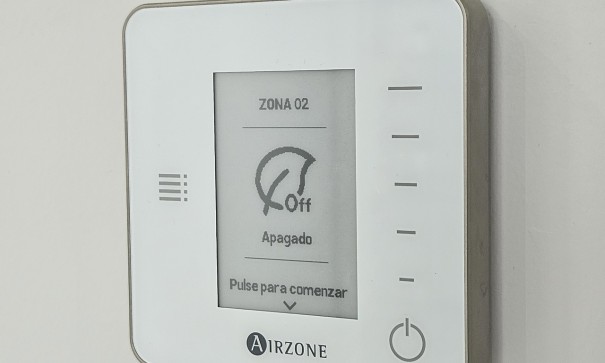 Videresalg - Fritliggende villa -
Villamartín