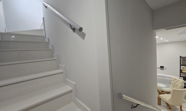 Videresalg - Fritliggende villa -
Villamartín