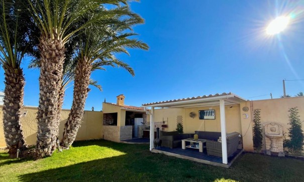 Revente - Finca Propriété rurale -
Fortuna