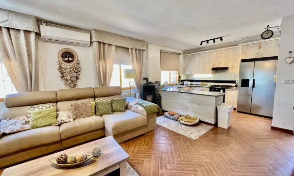 Revente - Finca Propriété rurale -
Fortuna