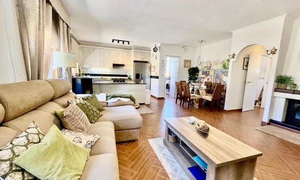 Revente - Finca Propriété rurale -
Fortuna