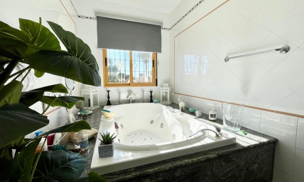 Revente - Finca Propriété rurale -
Fortuna