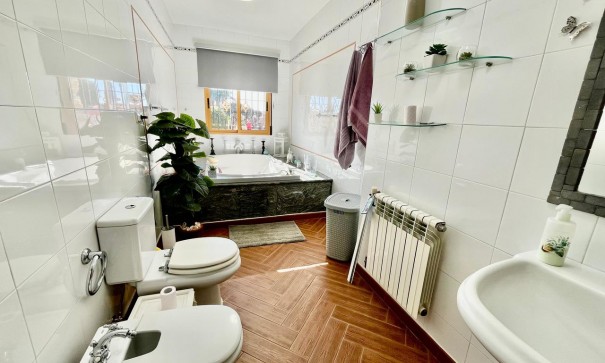 Revente - Finca Propriété rurale -
Fortuna