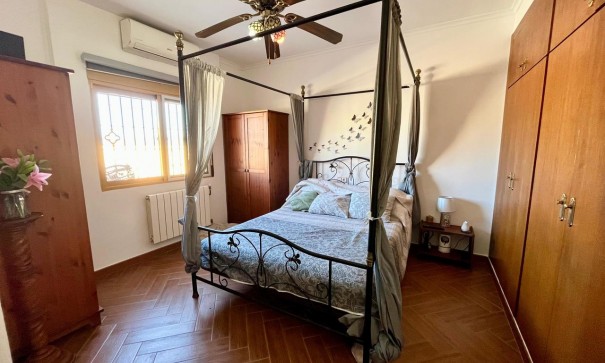 Revente - Finca Propriété rurale -
Fortuna