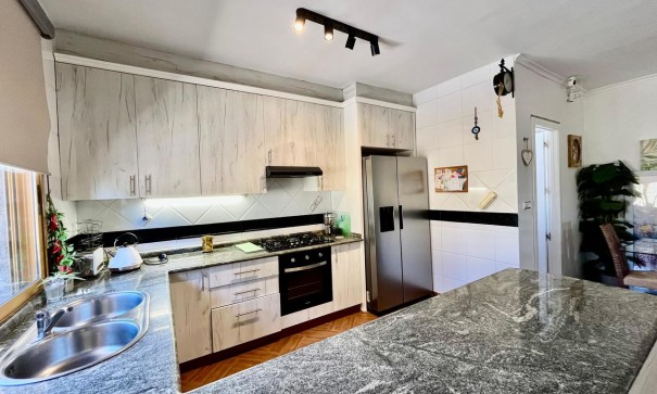 Revente - Finca Propriété rurale -
Fortuna