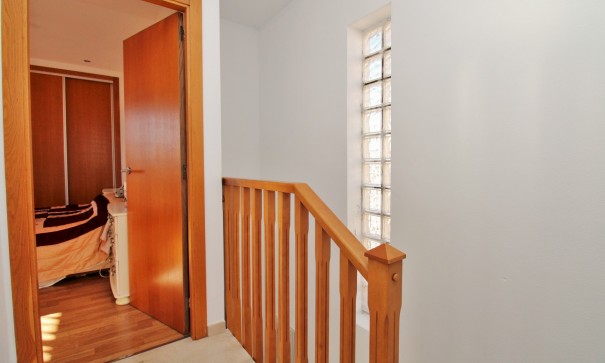 Sale - Detached Villa -
Villamartín - PAU 8