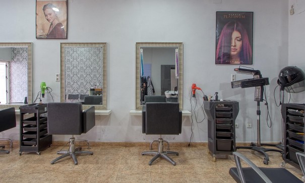 Återförsäljning - Kommersiell -
Torrevieja - La Mata