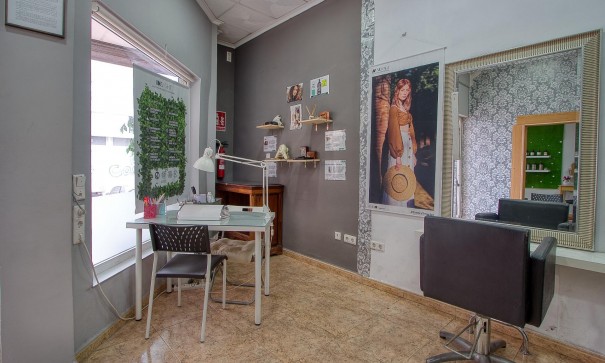 Återförsäljning - Kommersiell -
Torrevieja - La Mata