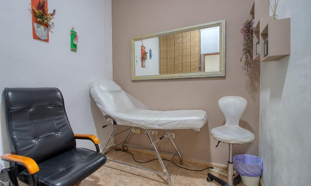 Återförsäljning - Kommersiell -
Torrevieja - La Mata