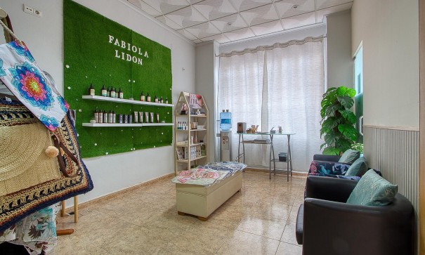 Återförsäljning - Kommersiell -
Torrevieja - La Mata