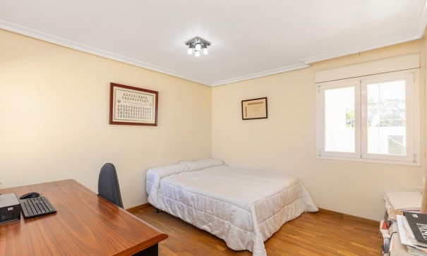 Resale - Freistehende Villa -
Torrevieja - Torreta florida