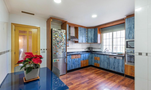 Resale - Doppelhaushälfte -
Torrevieja - Aguas Nuevas