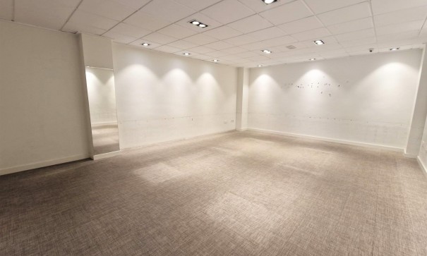 Sale - Commercial -
Guardamar del Segura - Guardamar Centro