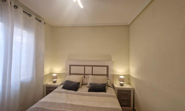 Återförsäljning - Radhus -
Torrevieja - Torreblanca