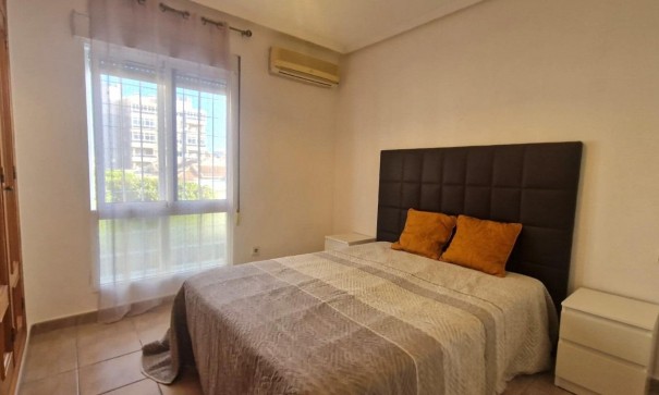 Återförsäljning - Radhus -
Torrevieja - Torreblanca