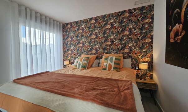 Resale - Freistehende Villa -
Cabo Roig