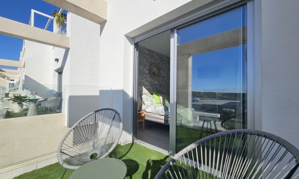 Resale - Freistehende Villa -
Cabo Roig