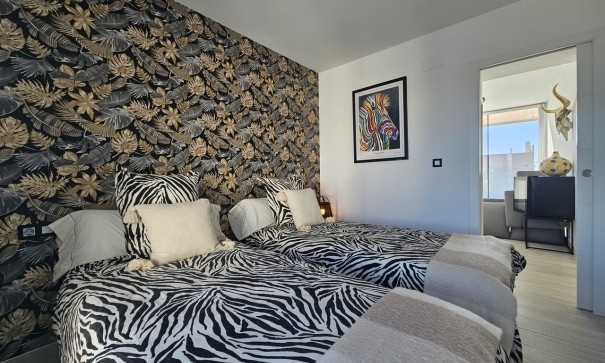 Resale - Freistehende Villa -
Cabo Roig