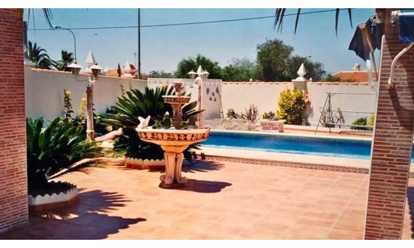 Sale - Detached Villa -
Torrevieja - 0