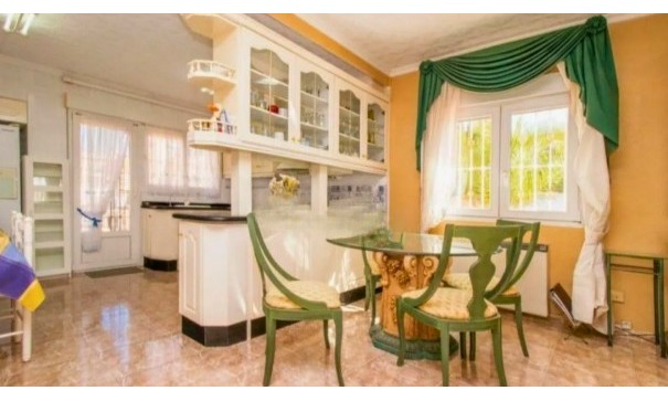 Sale - Detached Villa -
Torrevieja - 0