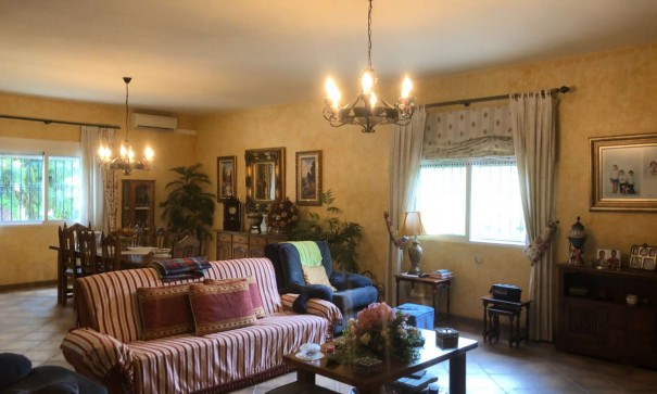 Sprzedaż - Finca nieruchomość wiejska -
Callosa de Segura