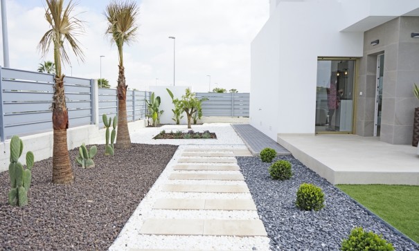 Venta - Chalet Independiente -
San Miguel de Salinas - San Miguel