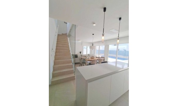 Venta - Chalet Independiente -
San Miguel de Salinas - San Miguel