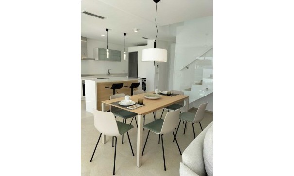 Venta - Chalet Independiente -
San Miguel de Salinas - San Miguel