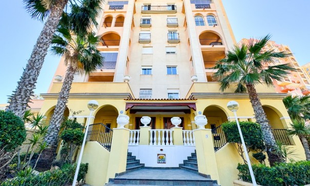 Resale - Wohnung Appartement -
Torrevieja
