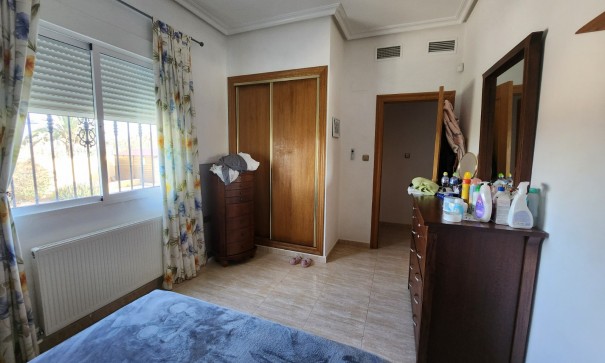 Återförsäljning - Finca lantlig egendom -
Catral