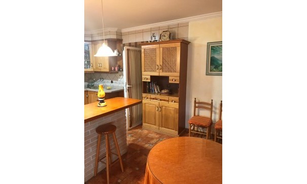 Videresalg - Finca landejendom -
Hondón de las Nieves