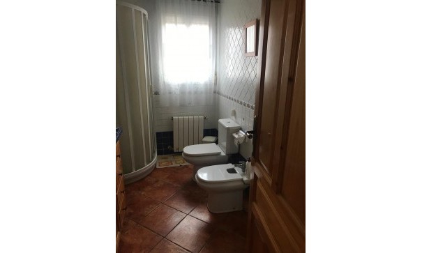 Videresalg - Finca landejendom -
Hondón de las Nieves